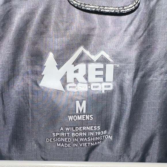 REI Co-op 650 Down Vest 2.0 Black Puffer Full Zip Women's Medium - Picture 3 of 6